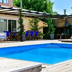 Serenity Luxury Villa, Skiathos Villa Agia Paraskevi (Skiathos)