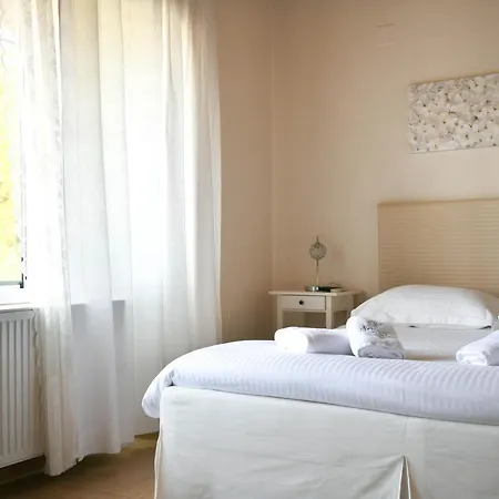 Serenity Luxury Villa, Skiathos 빌라 *